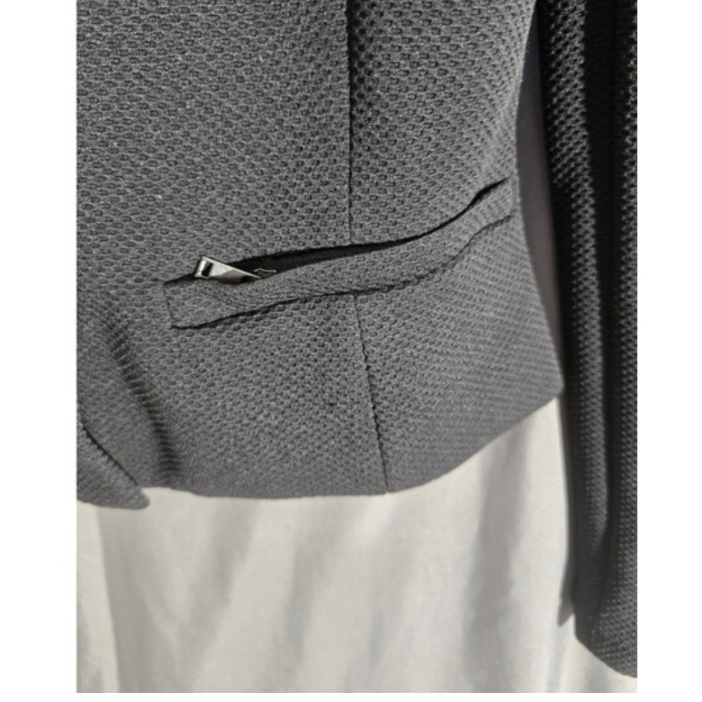MNG Mango Minimalist Clean Girl Zip Pocket Cropped Textured Blazer Women S - Picture 4 of 7
